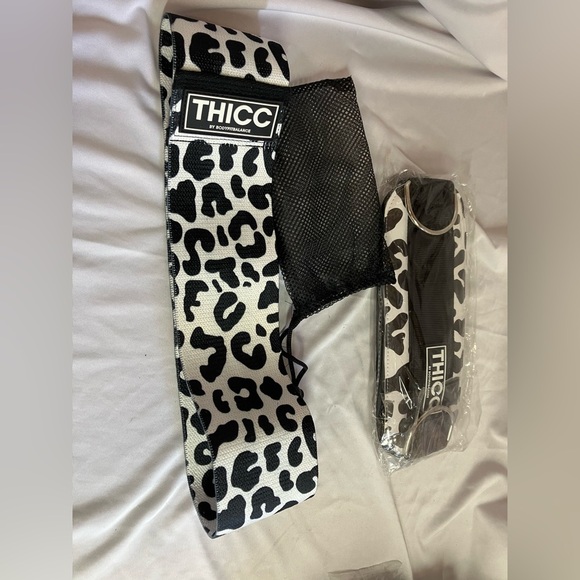 Black and White Animal Print THICC Body Band - Picture 5 of 10